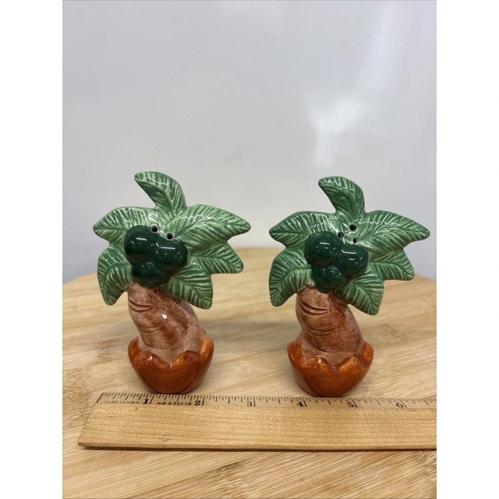 Vintage Palm Tree Salt & Pepper Shakers Ceramic Japan Rare Beach Nautical